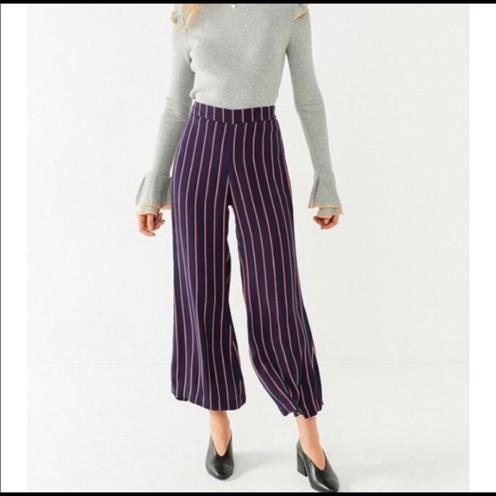 Urban Outfitters stripe kick wide leg pants size 4